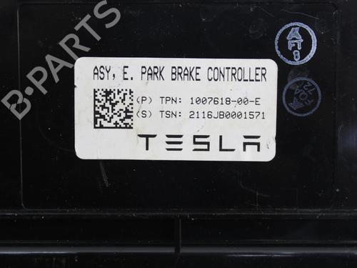 Electronic module TESLA MODEL X (5YJX) 90D AWD | BP39907362M83 - Image 3