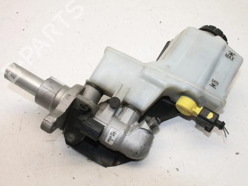 hovedbremsecylinder-vw-passat-b8-variant-3g5-cb5-2014-39788859 main image