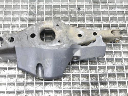 Used Left rear suspension arm Left rear suspension arm TOYOTA AURIS (_E18_) 1.6 (ZRE181_, ZRE185_, ZRE185R, ZRE181R) (132 hp) 39831305 39831305