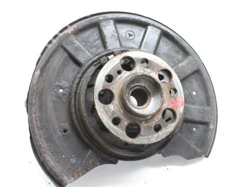 Used Left rear steering knuckle Left rear steering knuckle MERCEDES-BENZ E-CLASS T-Model (S212) E 350 CDI (212.225) (231 hp) 39868759 39868759