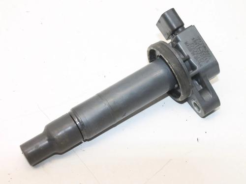 Used Ignition coil Ignition coil TOYOTA YARIS (_P13_) 1.5 Hybrid (NHP130_, NHP130) (101 hp) 39861574 39861574