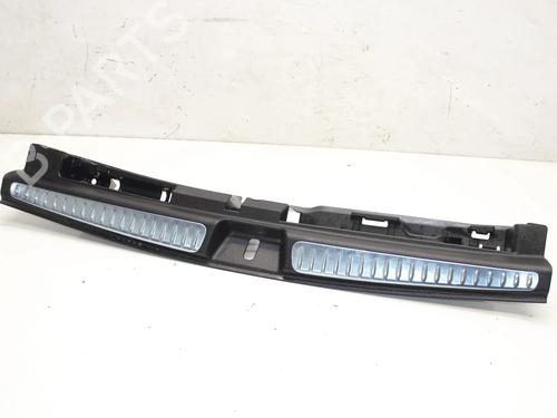 Used Tailgate trim Tailgate trim MERCEDES-BENZ C-CLASS T-MODEL (S206) C 200 (206.242) (204 hp) 39825082 39825082