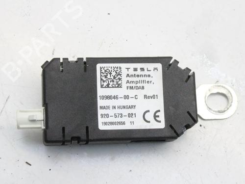 Módulo eletrónico TESLA MODEL 3 (5YJ3) EV AWD | BP39832770M83 - Image 3