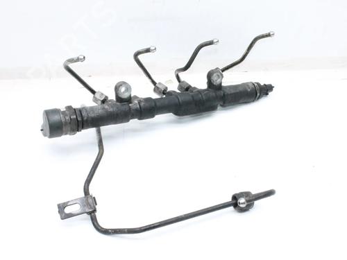 Used Injection rail Injection rail LAND ROVER DISCOVERY SPORT (L550) 2.0 D 4x4 (180 hp) 39803519 39803519