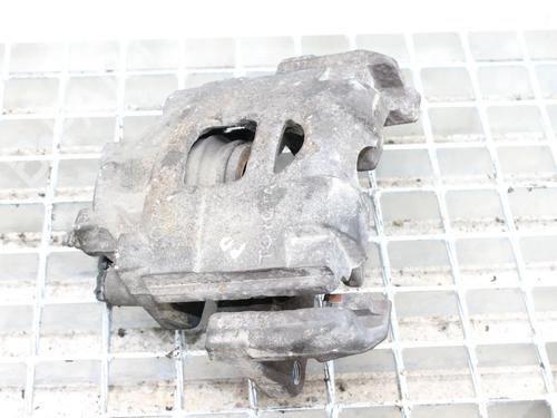 Used Right front brake caliper Right front brake caliper TOYOTA YARIS (_P13_) 1.5 Hybrid (NHP130_, NHP130) (101 hp) 39781508 39781508