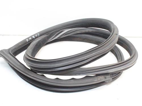 rubber-door-seal-bmw-6-gran-coupe-f06-2012-2013-2014-2015-2016-2017-2018-39776415 main image