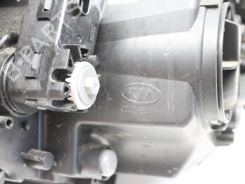 Right headlight KIA SOUL II (PS) EV Electric | BP39794919C29 - Image 11