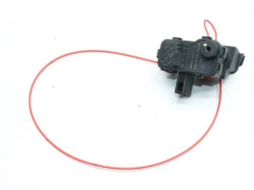 Used Fuel door actuator Fuel door actuator AUDI A4 B8 Avant (8K5) 2.0 TDI quattro (170 hp) 39805757 39805757