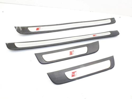 Estribo Estribo AUDI A4 B8 (8K2) 2.0 TDI quattro (177 hp) 39864079 39864079