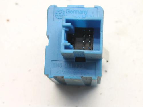 Switch VW TIGUAN (5N_) 2.0 TDI 4motion | BP39767596I30 - Image 5