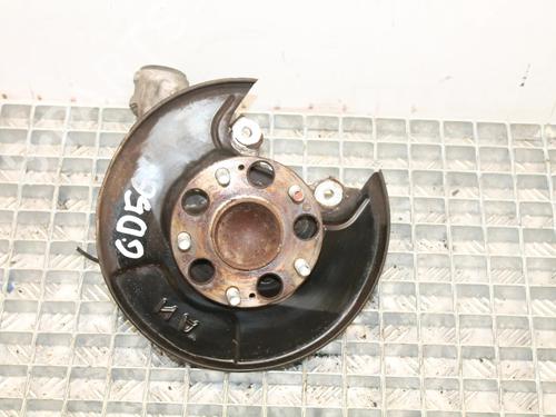 Used Right rear steering knuckle Right rear steering knuckle HONDA CIVIC VIII Saloon (FD, FA) 1.3 IMA (FA3, FD3) (95 hp) 39873766 39873766