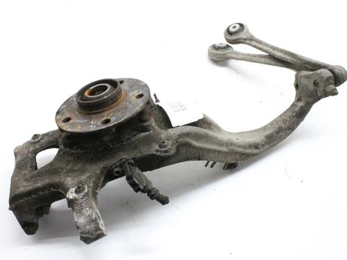 Used Right front steering knuckle Right front steering knuckle AUDI A4 B8 (8K2) 2.0 TDI quattro (177 hp) 39772223 39772223