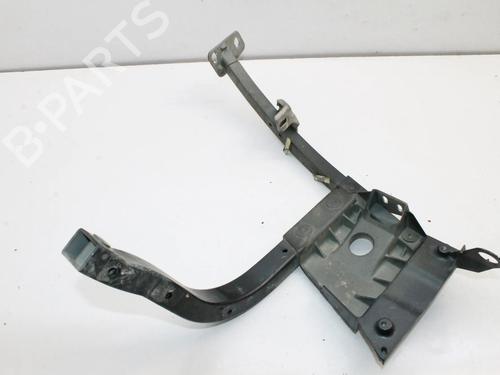 Soporte Soporte AUDI A8 D3 (4E2, 4E8) S8 quattro (441 hp) 39768565 39768565