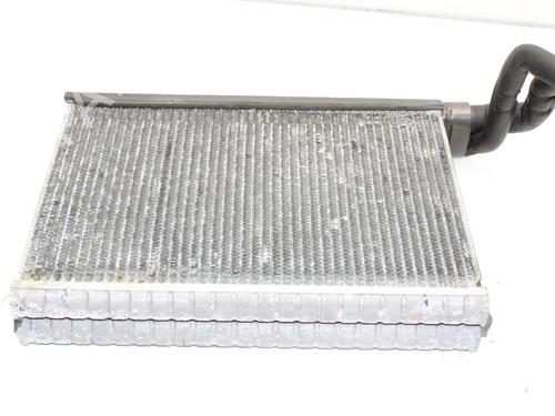 heater-matrix-bmw-3-coupe-e92-2005-2006-2007-2008-2009-2010-2011-2012-2013-39780445 main image