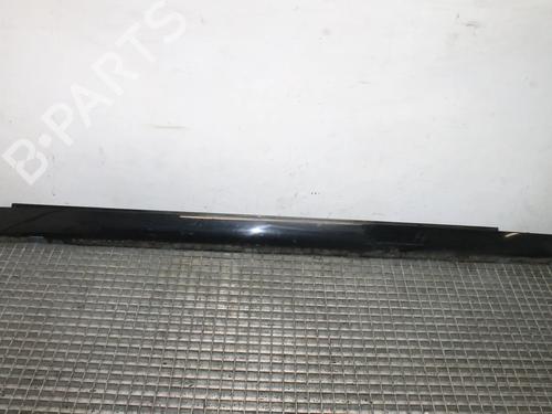 Used Right sideskirt Right sideskirt CHRYSLER 300C (LX) 3.0 CRD (239 hp) 39870276 39870276