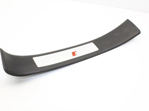 Venstre sidekjole Venstre sidekjole AUDI A4 B7 Avant (8ED) S4 quattro (344 hp) 39842223 39842223
