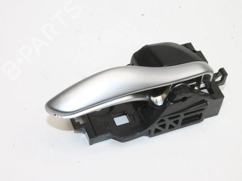 support-toyota-c-hr-_x1_-2016-39768602 main image