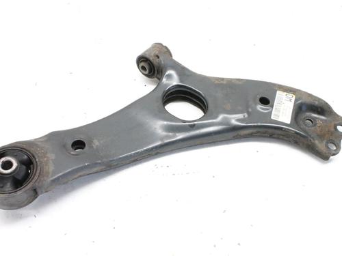 Used Right front suspension arm Right front suspension arm HYUNDAI SANTA FÉ III (DM, DMA) 2.2 CRDi 4WD (200 hp) 39782813 39782813