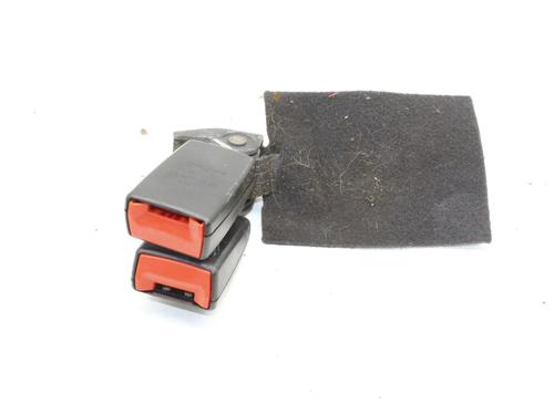 seat-buckle-audi-tt-8j3-2006-2007-2008-2009-2010-2011-2012-2013-2014-2015-39777552 main image