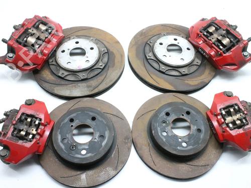 Used Right front brake caliper Right front brake caliper TOYOTA YARIS (_P21_, _PA1_, _PH1_) 1.6 GR 4WD (GXPA16) (261 hp) 39829214 39829214