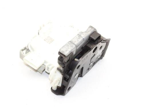 front-left-lock-audi-a4-b9-8w2-8wc-2015-39782777 main image