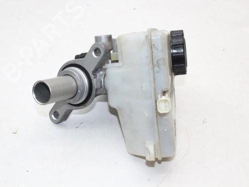 Brake master cylinder JAGUAR XF II (X260) 3.0 D | BP39826037M77 - Image 2