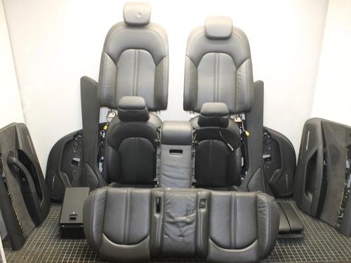 Conjunto de bancos Conjunto de bancos AUDI A8 D4 (4H2, 4H8, 4HC, 4HL) 4.2 FSI quattro (371 hp) 39780837 39780837
