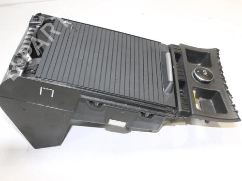 Kopholder/Genstandsholder Kopholder/Genstandsholder FORD KUGA II (DM2) 1.5 EcoBoost 4x4 (180 hp) 39841227 39841227