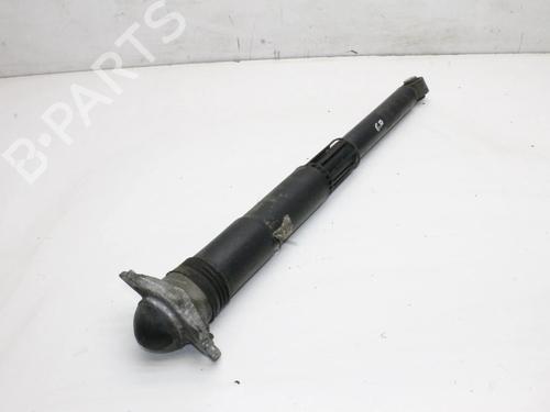 Used Right rear shock absorber Right rear shock absorber VW T-ROC (A11, D11) 1.0 TSI (116 hp) 39864369 39864369