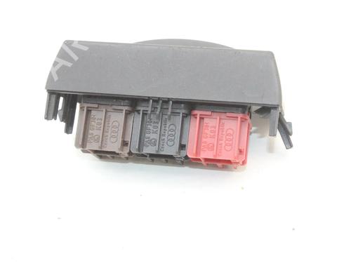 Switch AUDI TT Roadster (8N9) 3.2 VR6 quattro | BP39791408I30 - Image 2