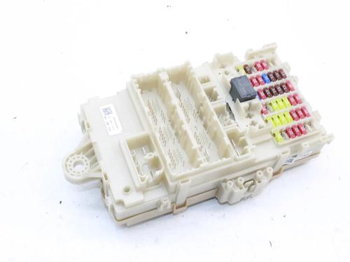 Used Fuse box Fuse box HONDA HR-V (RU) 1.6 i-DTEC (RU8) (120 hp) 39845337 39845337