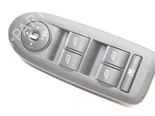 Left front window switch FORD KUGA I 2.0 TDCi 4x4 | BP39802364I27 - Image 2