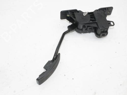 Pedal für Pedal MITSUBISHI PAJERO IV (V8_W, V9_W) 3.2 DI-D (V88W, V98W) (170 hp) 39795433 39795433