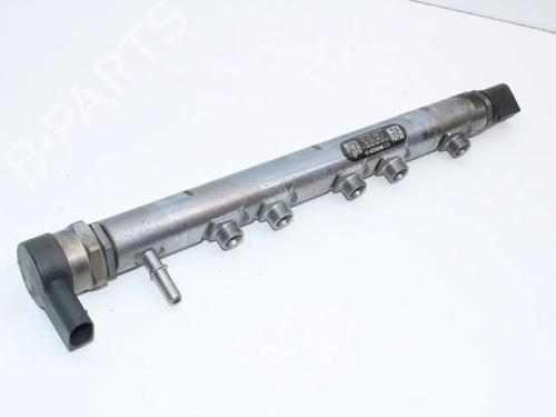 Used Injection rail Injection rail BMW 3 (F30, F80) 318 d (143 hp) 39798298 39798298