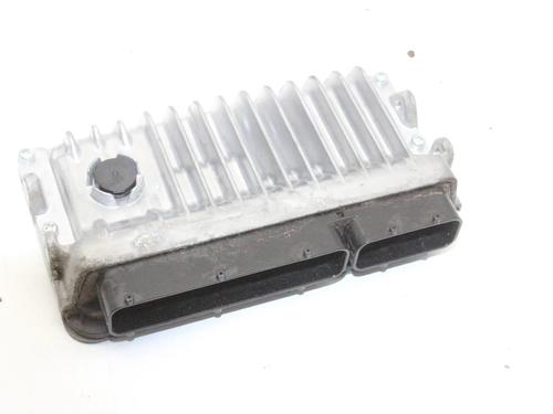 Used Engine control unit (ECU) Engine control unit (ECU) LEXUS IS III (_E3_) 300h (AVE30_, AVE30R) (223 hp) 39795859 39795859