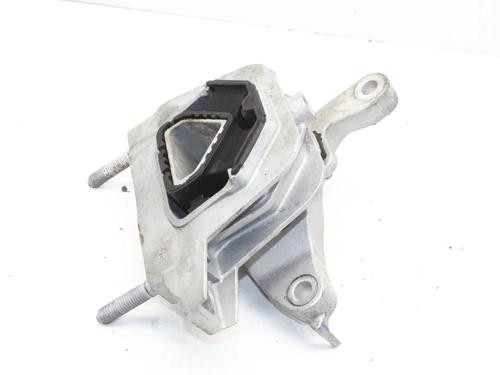 Used Engine mount Engine mount OPEL CORSA F (P2JO) CORSA-e (68) (136 hp) 39865560 39865560