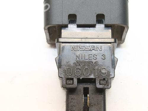 Warning switch NISSAN NOTE (E11, NE11) 1.6 | BP39787130I22 - Image 5