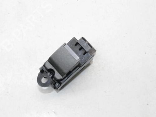 Used Right rear window switch Right rear window switch LAND ROVER RANGE ROVER EVOQUE (L538) 2.0 D 4x4 (180 hp) 39852118 39852118