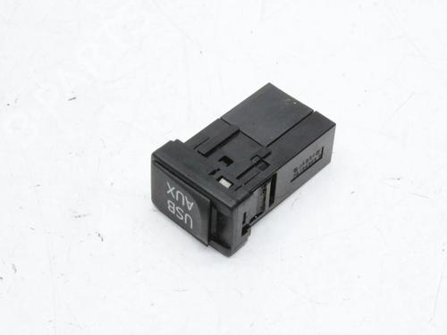Used Electronic module Electronic module LEXUS CT (ZWA10_) 200h (ZWA10_, ZWA10R) (136 hp) 39879361 39879361