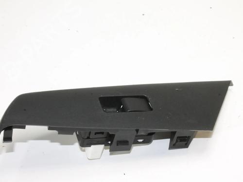 Used Switch Switch MAZDA 3 (BL) 2.0 MZR (BLEFW) (150 hp) 39816493 39816493