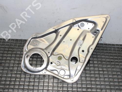Used Rear left window mechanism Rear left window mechanism MERCEDES-BENZ C-CLASS (W204) C 180 CGI (204.049) (156 hp) 39863502 39863502