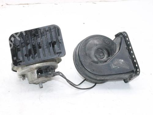 Used Horn Horn JAGUAR XF I (X250) 3.0 D (275 hp) 39864984 39864984
