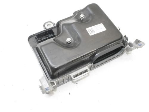 Used Control unit Control unit TESLA MODEL Y (5YJY) EV Rear-Wheel Drive (299 hp) 39792460 39792460