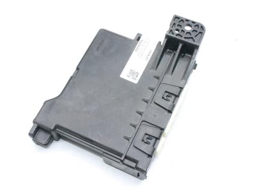 Used Control unit Control unit TOYOTA YARIS (_P13_) 1.5 Hybrid (NHP130_, NHP130) (101 hp) 39866619 39866619