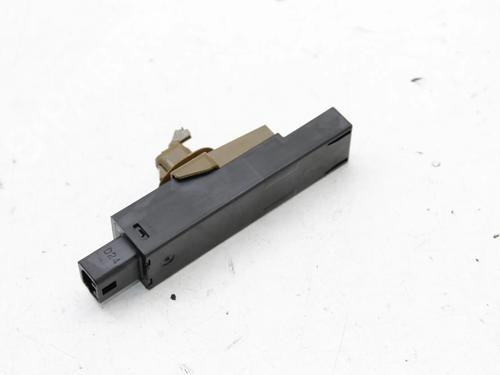 Used Electronic module Electronic module TOYOTA COROLLA Hatchback (_E21_, _EA1_, _EH1_) 1.8 Hybrid (ZWE211, ZWE219) (122 hp) 39856070 39856070