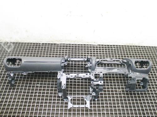 Used Dashboard Dashboard TOYOTA YARIS (_P21_, _PA1_, _PH1_) 1.6 GR 4WD (GXPA16) (261 hp) 39821131 39821131