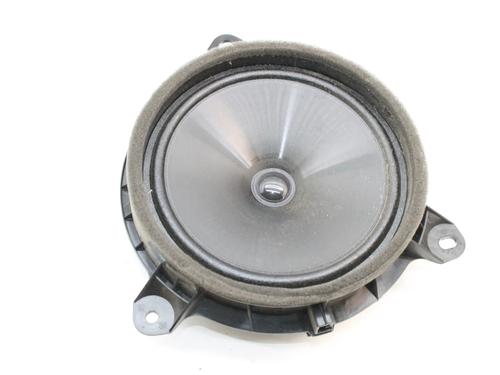speaker-toyota-yaris-_p21_-_pa1_-_ph1_-2020-39780463 main image