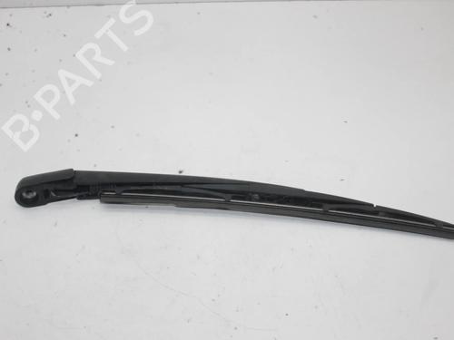 Used Rear windshield wiper arm Rear windshield wiper arm SUBARU FORESTER (SJ_) 2.0 D AWD (SJD) (147 hp) 39860321 39860321