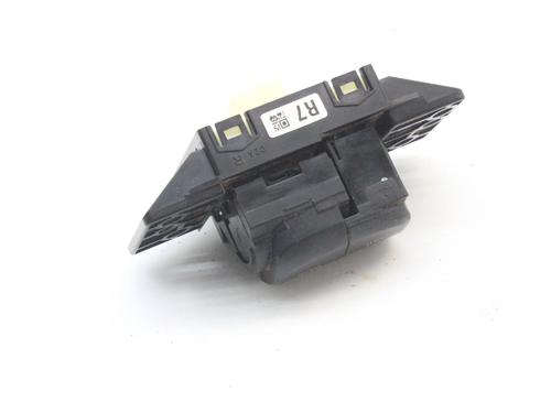 Switch TOYOTA COROLLA Hatchback (_E21_, _EA1_, _EH1_) 1.8 Hybrid (ZWE211, ZWE219) | BP39776234I30 - Image 2
