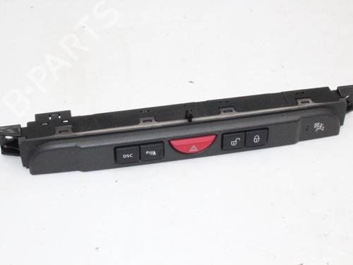 Used Switch Switch LAND ROVER DISCOVERY III (L319) 2.7 TD 4x4 (190 hp) 39767644 39767644